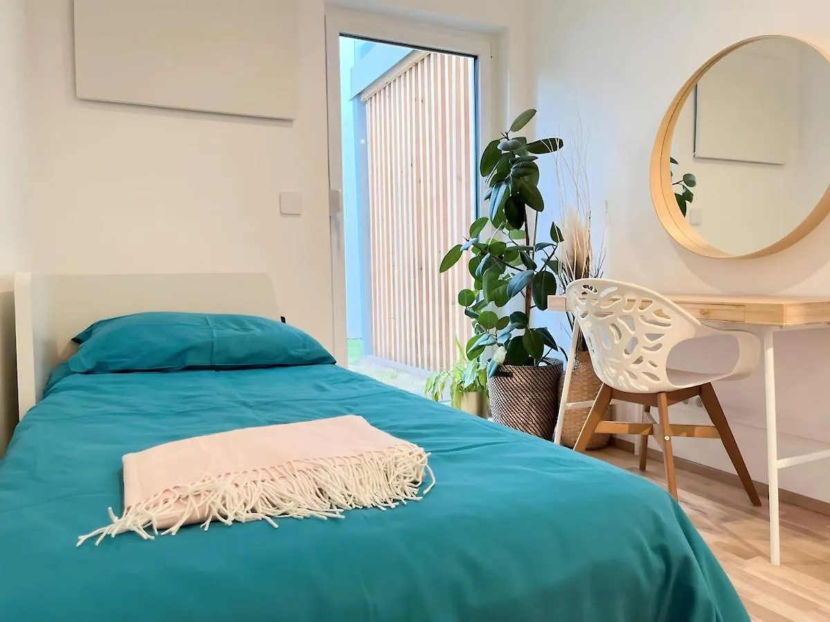 Apartment Wohnung Mit Privatgarten & Salzwasserpool Vienna