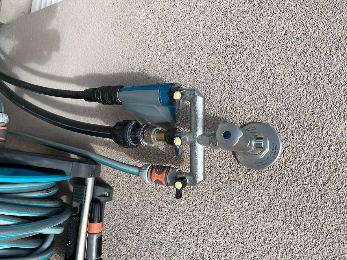 Wohnung Mit Privatgarten & Salzwasserpool Βιέννη Διαμέρισμα